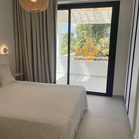 Tiffany Mare * Ajía Nápa